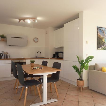 Ferienwohnung T2 De 56M2 - Geneve A 5 Min- Parking Prive Gratuit Saint-Julien-en-Genevois Exterior foto